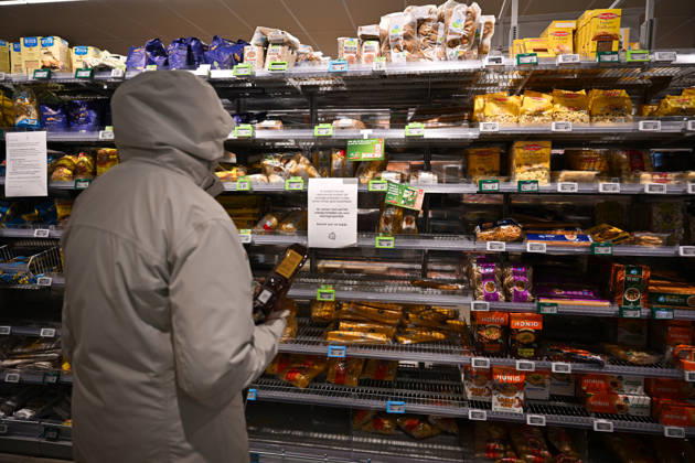 Suspected cyberattack disrupts supermarket operations across Europe ROTTERDAM, NETHERLANDS - OCTOBER 13: A major cybersecurity incident affecting supermarket chain Albert Heijn in Rotterdam, Netherlands on October 13, 2026, and other businesses disrupts operations in the Netherlands, France and other European countries. The ongoing investigation has raised concerns about a possible cyberattack, while the company warns customers of potential phishing attempts. Authorities and cybersecurity experts continue to assess the incident Mouneb Taim Anadolu Rotterdam Netherlands. Editorial use only. Please get in touch for any other usage.  Copyright: x2026xAnadoluxMounebxTaimx