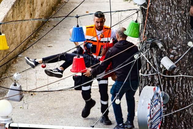 October 13, 2026, Ramallah, Palestine, State of: RAMALLAH, WEST BANK, PALESTINE, OCTOBER 13, 2026: Israeli forces conduct a raid in Ramallah in the occupied West Bank. The operation includes a raid on the offices of Addameer Prisoner Support and Human Rights Association. The Palestinian Ministry of Health reported two people wounded, including a 14-year-old boy wounded by Israeli gunfire, while several others were treated for tear gas inhalation. Ramallah Palestine, State of - ZUMAq101 20261013_zna_q101_189 Copyright: xSalmanxMohsenxAlkhatibx