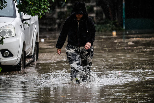 Santiago, October 13, 2026: Flooding at the intersection of Irarrazaval and Lo Encalada in the municipality of Nunoa due to heavy rains in the capital. Diego Martin Aton Chile, Aton 1199656 jpeg Copyright: DIEGOxMARTIN ATONxCHILE