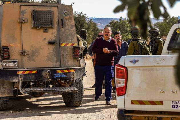 October 13, 2026, Ramallah: TURMUSAYA, WEST BANK, PALESTINE, OCTOBER 13, 2026: Palestinian residents and farmers are prevented by Israeli settlers and forces from reaching their agricultural land to harvest olives in Turmusaya, northeast of Ramallah, in the occupied West Bank. The restrictions disrupt the annual olive harvest, an important source of income for local farming families. Ramallah - ZUMAq101 20261013_zna_q101_220 Copyright: xSalmanxMohsenxAlkhatibx