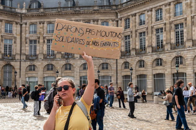 October 13, 2026, Bordeaux, Nouvelle-Aquitaine, France: High school students are protesting all over France, particularly here in Bordeaux. Their grievances are as follows: a shortage of staff, overcrowded class schedules, dilapidated infrastructure, a stressful college counseling process (career guidance), and deteriorating learning conditions. Bordeaux France - ZUMAh207 20261013_zip_h207_013 Copyright: xFabricexHebertx