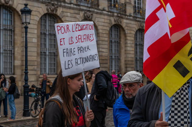 October 13, 2026, Bordeaux, Nouvelle-Aquitaine, France: High school students are protesting all over France, particularly here in Bordeaux. Their grievances are as follows: a shortage of staff, overcrowded class schedules, dilapidated infrastructure, a stressful college counseling process (career guidance), and deteriorating learning conditions. Bordeaux France - ZUMAh207 20261013_zip_h207_052 Copyright: xFabricexHebertx