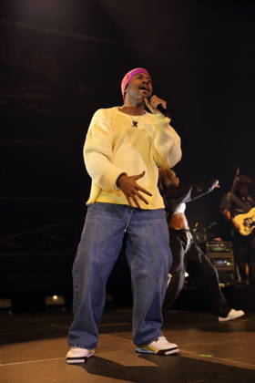 Khalid Donnel Robinson alias Khalid bei einem Konzert in der Uber Eats Music Hall in Berlin, 13. Oktober 2026. Khalid Konzert Berlin