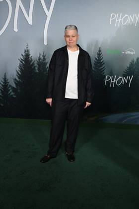 Los Angeles , CA: - OCTOBER 13: Ali Liebegott at the Los Angeles premiere of Hulu s Phony at Pacific Design Center on October 13, 2026 Credit: Michael Mattes USA - ZUMAa123 20261013_zaa_a123_112 Copyright: xAdMediax