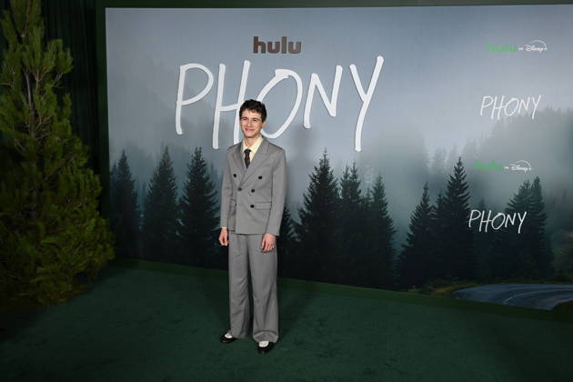 Los Angeles , CA: - OCTOBER 13: Sam Nivola at the Los Angeles premiere of Hulu s Phony at Pacific Design Center on October 13, 2026 Credit: Michael Mattes USA - ZUMAa123 20261013_zaa_a123_117 Copyright: xAdMediax