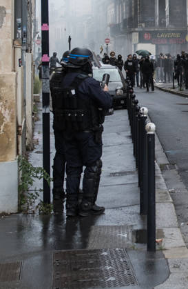 High School Stdent Mobilisation - Bordeaux A police officer in riot gear faces protesters in a street filled with tear gas during Act V of the high school student mobilisation in Bordeaux, France on October 13, 2026. Photo by Fabrice Sapte ABACAPRESS.COM Bordeaux France  Copyright: xSaptexFabrice ABACAx