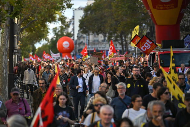 Students and Workers Unions demonstrations converge at Place Vauban, Paris, on October 13, 2026. - 13 10 2026 - France Ile-de-France (region) Paris -  JulienxMattiax xLexPictorium LePictorium_0343253