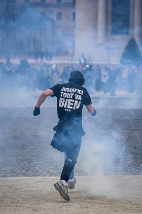 High school and autonomous protesters clash with riot police in Paris, October 13, 2026. - 13 10 2026 - France Ile-de-France (region) Paris -  JulienxMattiax xLexPictorium LePictorium_0343346