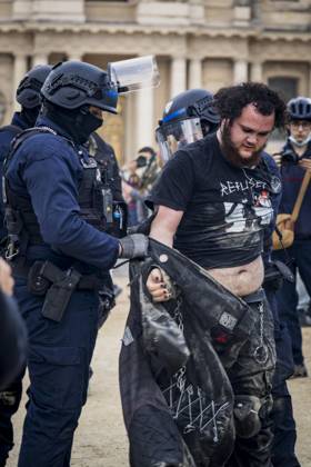 Photos from the student demonstrations in Paris on October 13, 2026 Vincenzo Arnone Bestimage Photos from the student demonstrations in Paris on October 13, 2026 Paris, France  Copyright: xVincenzoxArnonex xBestimagexVincenzoxArnonex xBestimagex