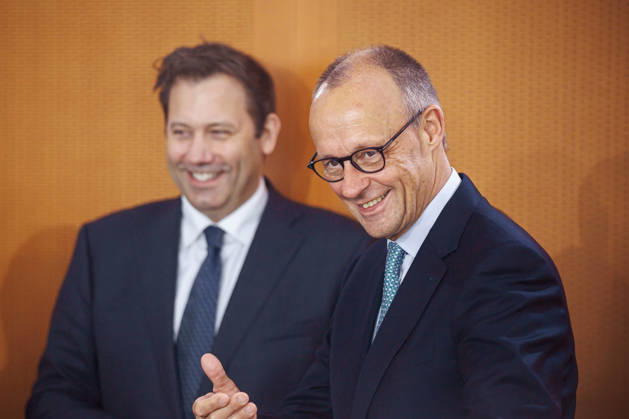 Friedrich Merz (CDU), Bundeskanzler, und Lars Klingbeil, Bundesminister der Finanzen, aufgenommen vor Beginn der 62. Kabinettsitzung im Bundeskanzleramt. Berlin, 14.10.2026. Berlin Deutschland Copyright: xThomasxTrutschelx