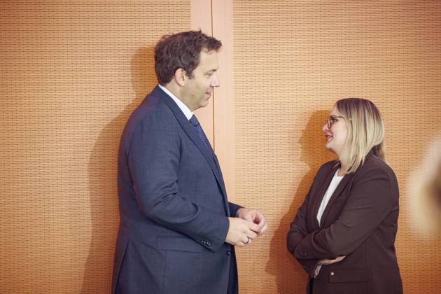 Lars Klingbeil, Bundesminister der Finanzen, und Natalie Pawlik (SPD), Staatsministerin und Beauftragte der Bundesregierung fuer Migration, Fluechtlinge und Integration, aufgenommen vor Beginn der 62. Kabinettsitzung im Bundeskanzleramt. Berlin, 14.10.2026. Berlin Deutschland Copyright: xThomasxTrutschelx