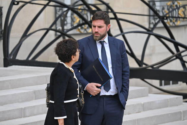 Weekly Cabinet Meeting at the Elysee Palace French Minister of Ecological transition, Biodiversity and International Negotiations on Climate and Nature Monique Barbut and French Minister of the City and Housing Vincent Jeanbrun leaves after the weekly cabinet meeting (Conseil des ministres) at the Elysee Palace in Paris, France, on October 14, 2026. Photo by Tomas Stevens ABACAPRESS.COM Paris France  Copyright: xStevensxTomas ABACAx