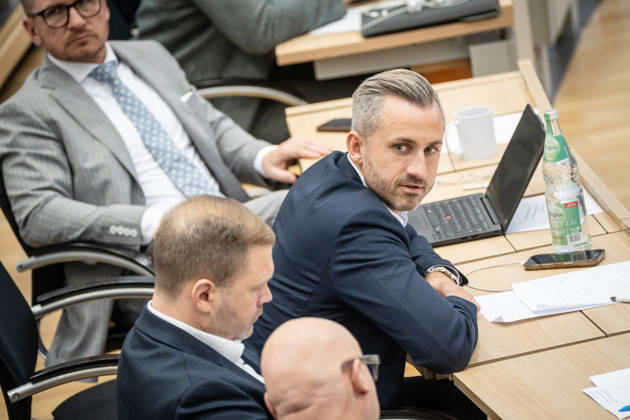 Ulrich Siegmund, AfD-Abgeordneter;Landtagssitzung Oktober 2026 (II) Sondersitzung auf Antrag von AfD und BSW zum Thema Frieden in der Ukraine schaffen, Magdeburg Sachsen-Anhalt Deutschland Landtag