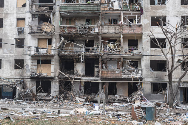 Russian air strike hits residential building in Kramatorsk KRAMATORSK, UKRAINE - OCTOBER 14: A view of a residential building burnt and damaged following a Russian air strike in Kramatorsk, Ukraine, on October 14, 2026. Diego Herrera Carcedo Anadolu Kramatorsk Ukraine. Editorial use only. Please get in touch for any other usage.  Copyright: x2026xAnadoluxDiegoxHerreraxCarcedox
