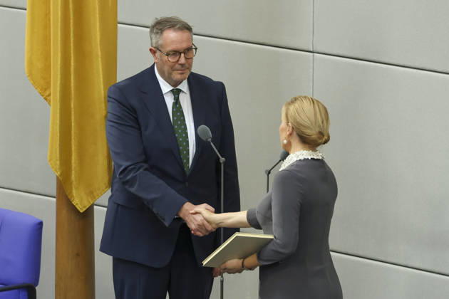 Alexander Schweitzer und Julia Klöckner bei der Sitzung im Deutschen Bundestag am 14.10.2026 in Berlin Bundeskanzler Merz bei Regierungserklärung m Deutschen Bundestag