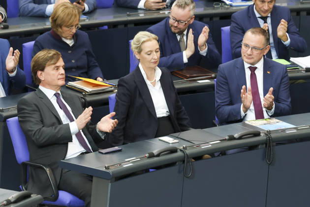 Bernd Baumann, Alice Weidel und Tino Chrupalla bei der Sitzung im Deutschen Bundestag am 14.10.2026 in Berlin Bundeskanzler Merz bei Regierungserklärung m Deutschen Bundestag