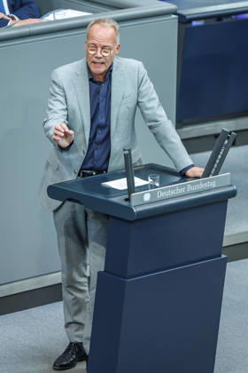 Bundestag Matthias Miersch (SPD) im Deutschen Bundestag am 14.10.26 in Berlin. Berlin Berlin Deutschland Bundestag