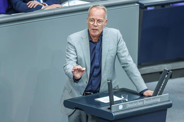 Bundestag Matthias Miersch (SPD) im Deutschen Bundestag am 14.10.26 in Berlin. Berlin Berlin Deutschland Bundestag