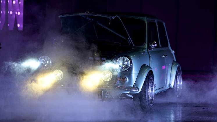 Carwalk zur Essen Motor Show - Große Fotostrecke der spektakulären Autos ** NUR FÜR REDAKTIONELLE ZWECKE ** EDITORIAL USE ONLY **<p>Rover Mini WATTson zur Essen Motor Show am 14. Okotber 2026 in der Messe Essen in Essen-Rüttenscheid. Deutschland Nordrhein-Westfalen Essen Copyright: ChristofxKöpsel