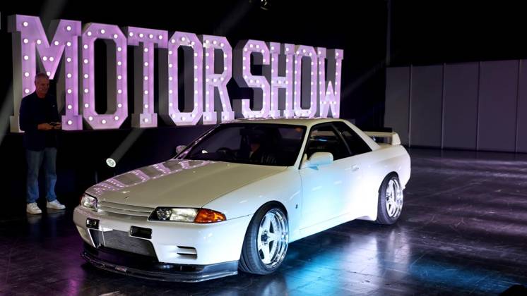 Carwalk zur Essen Motor Show - Große Fotostrecke der spektakulären Autos ** NUR FÜR REDAKTIONELLE ZWECKE ** EDITORIAL USE ONLY **<p>Nissan Skyline BNR32 GT-R V-Spec II zur Essen Motor Show am 14. Okotber 2026 in der Messe Essen in Essen-Rüttenscheid. Deutschland Nordrhein-Westfalen Essen Copyright: ChristofxKöpsel