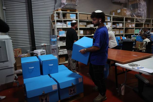 October 14, 2026, Shoham, Israel: SHOHAM, ISRAEL, OCTOBER 14, 2026: Preparations for Israel™s upcoming parliamentary elections at the Central Elections Committee™s logistics centre in Shoham. Workers organise and pack voting materials and polling station equipment during a media tour of the facility. Shoham Israel - ZUMAq101 20261014_zna_q101_142 Copyright: xSaeedxQaqx