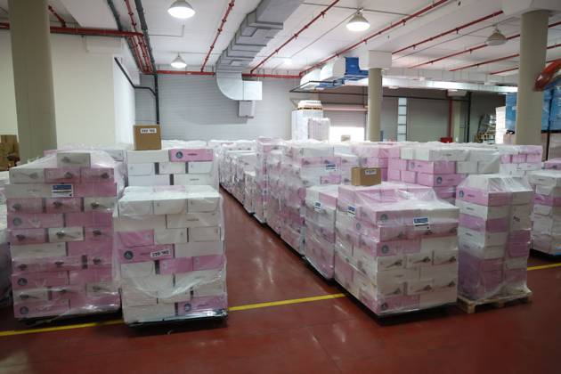 October 14, 2026, Shoham, Israel: SHOHAM, ISRAEL, OCTOBER 14, 2026: Preparations for Israel™s upcoming parliamentary elections at the Central Elections Committee™s logistics centre in Shoham. Workers organise and pack voting materials and polling station equipment during a media tour of the facility. Shoham Israel - ZUMAq101 20261014_zna_q101_146 Copyright: xSaeedxQaqx