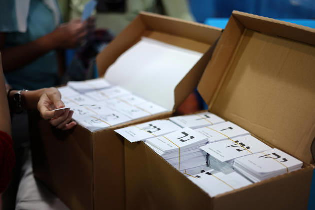 Preparations ahead of Israel s elections TEL AVIV, ISRAEL - OCTOBER 14: Ballots are packaged at the Central Election Committee s logistics center in the Shoham area, east of Tel Aviv, to be delivered to polling stations on October 14, 2026 as part of Israel s general election preparations scheduled to be held on October 27. Stringer Anadolu Tel aviv Israel. Editorial use only. Please get in touch for any other usage.  Copyright: x2026xAnadoluxStringerx