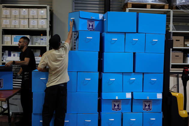 Preparations ahead of Israel s elections TEL AVIV, ISRAEL - OCTOBER 14: Ballots are packaged at the Central Election Committee s logistics center in the Shoham area, east of Tel Aviv, to be delivered to polling stations on October 14, 2026 as part of Israel s general election preparations scheduled to be held on October 27. Stringer Anadolu Tel aviv Israel. Editorial use only. Please get in touch for any other usage.  Copyright: x2026xAnadoluxStringerx