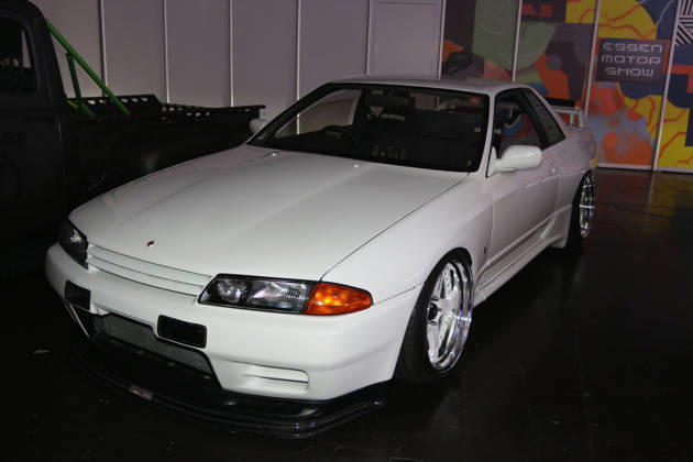 Nissan Skyline BNR32 GT-R V-Spec II (Baujahr 1994, aktuelles Kampagnenfahrzeug der Essen Motor Show 2026, Sonderschau tuningXperience), Medientermin Carwalk zur Essen Motor Show am 14.10.2026 in der Messe Essen im Vorfeld der Essen Motor Show 2026 (28.11.-06.12.2026, EMS Preview 27.11.2026)