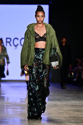 SãO PAULO, SP - 14.10.2026: SPFW N61 - À La Garçonne brand fashion show, at SPFW N61, (São Paulo Fashion Week) this Wednesday (14), at Pavilhão das Culturas Brasileiras (PACUBRA), Parque do Ibirapuera, São Paulo, SP. x3031725x  RobertoxCasimiro