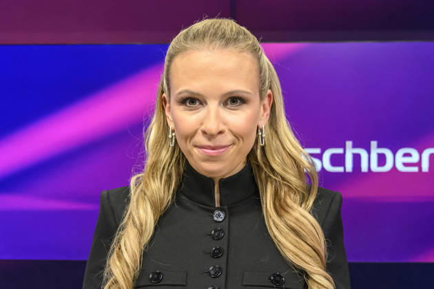 im Bild v.l.: Nena Brockhaus (Journalistin), GER, Berlin, Studio, zu Gast bei Maischberger, politische Talkshow, TV, Format, mit Moderatorin Sandra Maischberger, Das Erste, aus Adlershof Am Studio 20, 14.10.2026, Copyright: HMBxMedia UwexKoch
