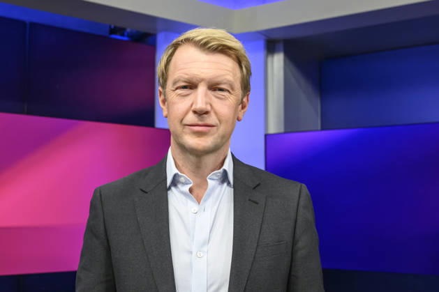 im Bild v.l.: Markus Preiß (Leiter ARD-Hauptstadtstudio), GER, Berlin, Studio, zu Gast bei Maischberger, politische Talkshow, TV, Format, mit Moderatorin Sandra Maischberger, Das Erste, aus Adlershof Am Studio 20, 14.10.2026, Copyright: HMBxMedia UwexKoch