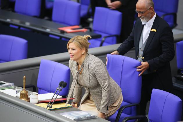 Berlin, Deutschland, 15.10.2026: Deutscher Bundestag: 102. Bundestagssitzung: Julia Klöckner, CDU Copyright: xdtsxNachrichtenagenturx dts_139013