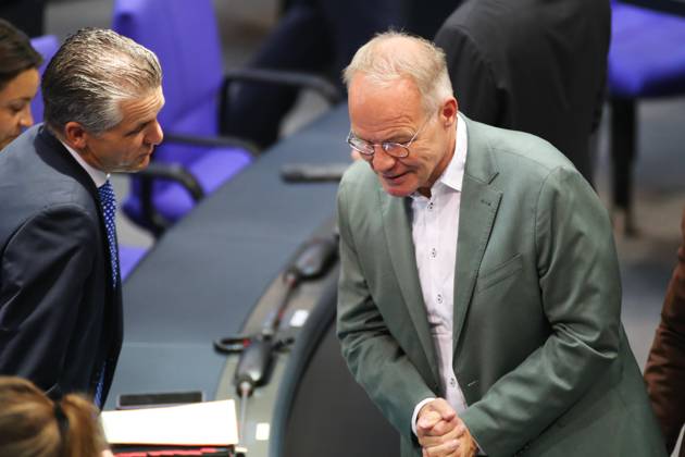 Berlin, Deutschland, 15.10.2026: Deutscher Bundestag: 102. Bundestagssitzung: Unionsfraktionschef Thorsten Frei, CDU, und SPD-Fraktionschef Matthias Miersch Copyright: xdtsxNachrichtenagenturx dts_139012