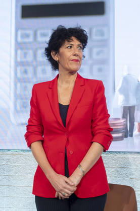 Elma Saiz Opens the 2026 Pensions Forum Elma Saiz, Minister of Inclusion, Social Security, and Migration and government spokesperson, during the opening of the 2026 Pensions Forum at the COAM headquarters on October 15, 2026, in Madrid, Spain. The forum was organized by APD, BBVA Seguros, Ibercaja, Marsh, Santander Seguros, and VidaCaixa. October 15, 2026, Madrid, Spain Copyright: xAlbertoxOrtegax 7846796