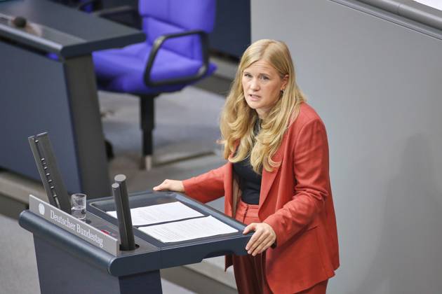 Berlin, Deutschland, 15.10.2026: Deutscher Bundestag: 102. Bundestagssitzung: Josephine Ortleb, SPD Copyright: xdtsxNachrichtenagenturx dts_139241