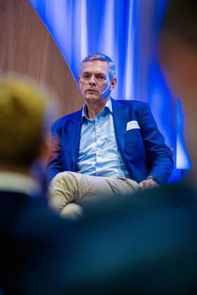 Norsk Industri Offshore sitt apne medlemsmote Oslo 20261015. Bjarne Schieldrop, sjefanalytiker i SEB, pa Norsk Industri Offshore sitt apne medlemsmote i Naeringslivets hus. Foto: Stian Lysberg Solum NTB Oslo Norge 5SkZMQT0ykU EDITORIAL USE ONLY Ref:_BUS5SkZMQT0ykU.jpg Copyright: xStianxLysbergxSolumx xNTBx