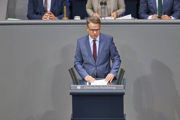 Berlin, Deutschland, 15.10.2026: Deutscher Bundestag: 102. Bundestagssitzung: Bundesminister für Gesundheit Carsten Linnemann (CDU) Copyright: xdtsxNachrichtenagenturx dts_139277