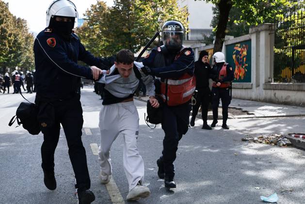 October 15, 2026, Tirana, AL: TIRANA, ALBANIA, OCTOBER 15, 2026: Students and other demonstrators take part in continuing anti-government protests in Tirana, demanding improved university conditions and the resignation of Prime Minister Edi Rama. Protesters clash with riot police as the unrest continues for a third consecutive day. Tirana AL - ZUMAq101 20261015_zna_q101_059 Copyright: xVlasovxSulajx