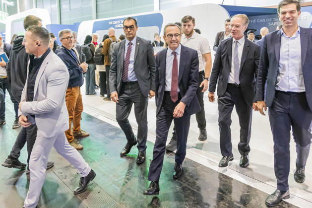 Paris, France October 15, 2026 - Paris Motor Show - Bruno Retailleau POLITIQUE, RETAILLEAU, LR, LES REPUBLICAINS, CAMPAGNE ELECTORALE, SALON DE L AUTOMOBILE, VOITURE, ECONOMIE  Copyright: xVincentxIsorex
