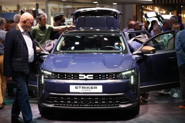 PARIS AUTO SHOW PHOTO PQR LE PARISIEN Le Parisien Arnaud Journois PARIS 10 15 2026 Paris, October 15, 2026 Mondial de l2026 Dacia Striker Station Wagon Photo Le Parisien Arnaud Journois Oct. 15, 2026 Paris Motor Show PARIS 75 France  Copyright: xPHOTOPQR LExPARISIEN MAXPPPxLexParisienx xArnaudxJournoisx 20261015LPA0491 20261015LPA0491