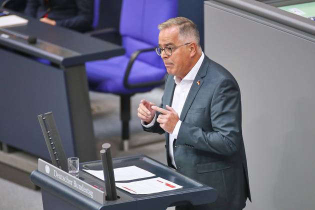Berlin, Deutschland, 15.10.2026: Deutscher Bundestag: 102. Bundestagssitzung: Hans-Jürgen Goßner, AfD Copyright: xdtsxNachrichtenagenturx dts_139266