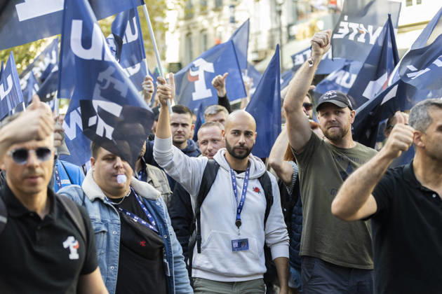 Police Officers Protest - Paris Several thousand police officers from the UN1TE police union demonstrated in Paris on October 15, 2026 to protest against their working conditions. Photos by Jérémy Paoloni ABACAPRESS.COM Paris France  Copyright: xPaolonixJeremy ABACAx