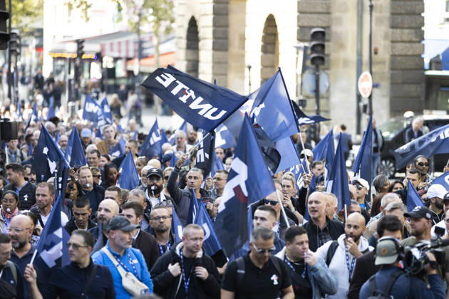 Police Officers Protest - Paris Several thousand police officers from the UN1TE police union demonstrated in Paris on October 15, 2026 to protest against their working conditions. Photos by Jérémy Paoloni ABACAPRESS.COM Paris France  Copyright: xPaolonixJeremy ABACAx