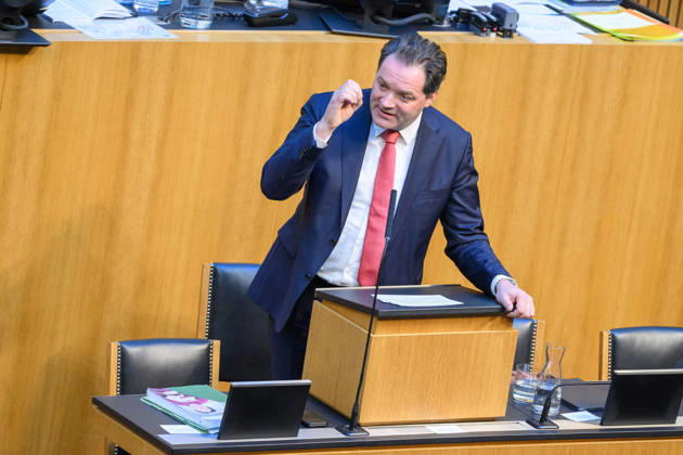 Â - Wien 15.10.2026 - 103. Sitzung des Nationalrates. PHOTO: Landwirtschaftsminister Norbert Totschnig (ÖVP) 103th sitting of the National Council. Nationalrat, Nationalratssitzung, Parlamentssitzung, Parlament, Plenum 103. Sitzung des Nationalrates