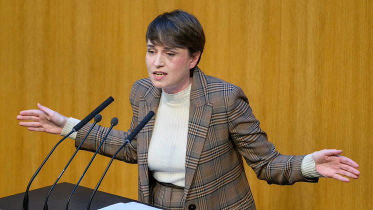 Â - Wien 15.10.2026 - 103. Sitzung des Nationalrates. Dringliche Anfrage der FPÖ verbunden mit Misstrauensantrag gegen die gesamte Regierung. PHOTO: stv. Klubobfrau der Grünen Sigrid Maurer 103th sitting of the National Council. Nationalrat, Nationalratssitzung, Parlamentssitzung, Parlament, Plenum 103. Sitzung des Nationalrates