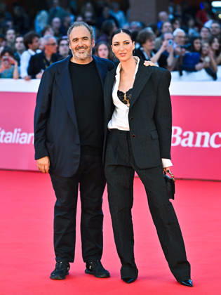 IPA89723027 - Rome, 2026 Film Festival Night 3 Red Carpet for the film Je so Pazzo. Pictured: Salvatore Nastasi, Ema Stokholma  Copyright: xMaurizioxD Avanzox xPoolxRomaxFilmxFestx2026x IPA89723027