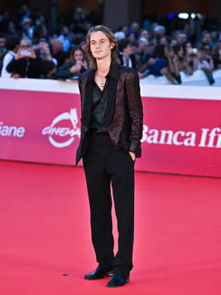 IPA89724404 - Rome, 2026 Film Festival Night 3 Red Carpet for the film Je so Pazzo. Pictured: Luca Chikovani  Copyright: xMaurizioxD Avanzox xPoolxRomaxFilmxFestx2026x IPA89724404