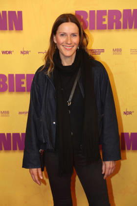 Berlin Premiere des Dokumentarfilms BIERMANN in Berlin Berlin, 15.10.2026 Bettina Lamprecht bei der Berlin Premiere des Dokumentarfilms BIERMANN im Kino International in Berlin Berlin Deutschland Copyright: xMatthiasxGränzdörferx