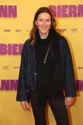 Berlin Premiere des Dokumentarfilms BIERMANN in Berlin Berlin, 15.10.2026 Bettina Lamprecht bei der Berlin Premiere des Dokumentarfilms BIERMANN im Kino International in Berlin Berlin Deutschland Copyright: xMatthiasxGränzdörferx